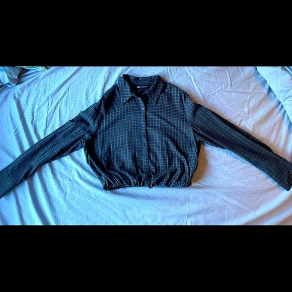 Zara Flannel Crop top, size M - Picture 2 of 3